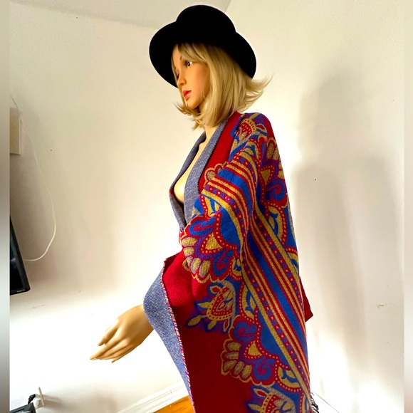 Floral Print Shawl, - Picture 14 of 16